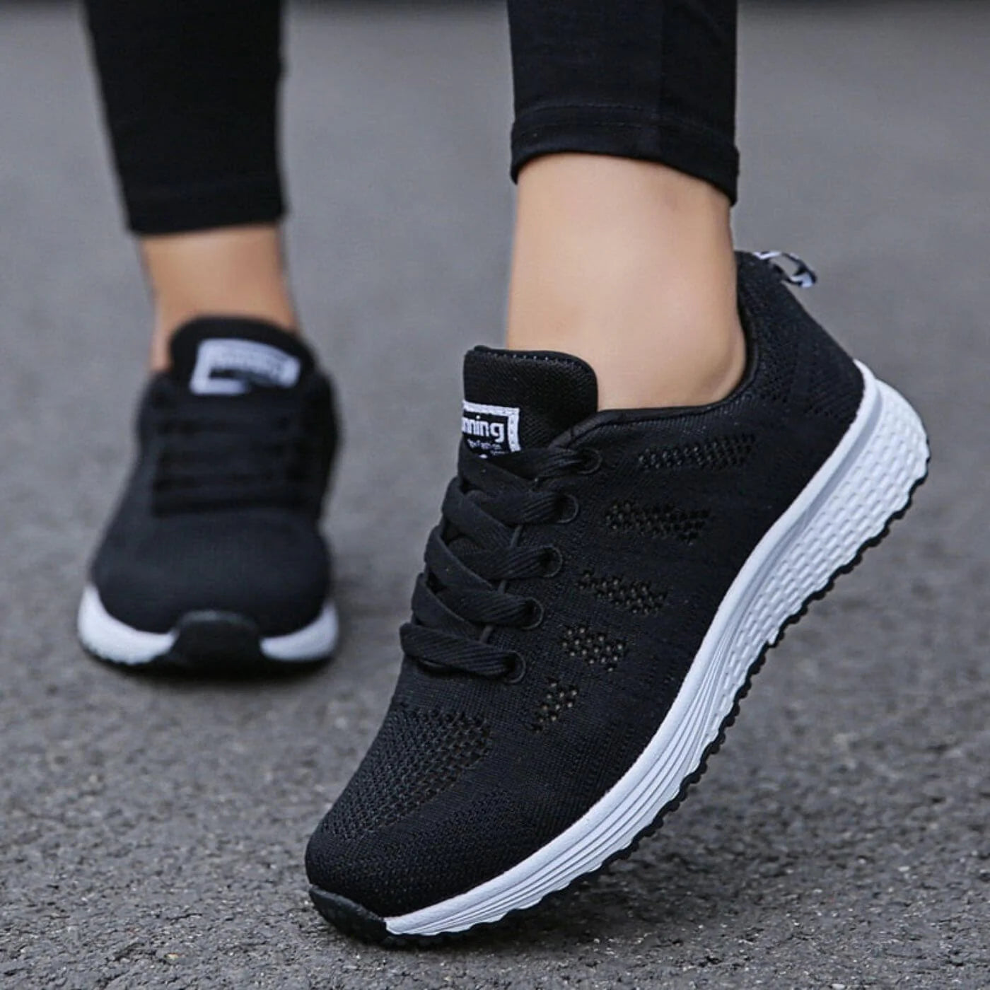 Pain-relieving Orthopedic Sneakers + Free Compressions Ankle Socks