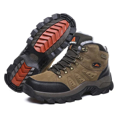 Montana Mountains Men's Hiking Boots - Brown